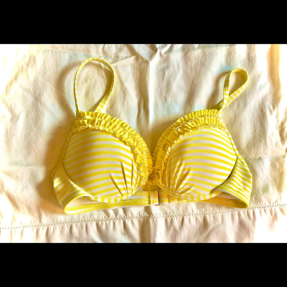Xhilaration Push-Up Bikini Top